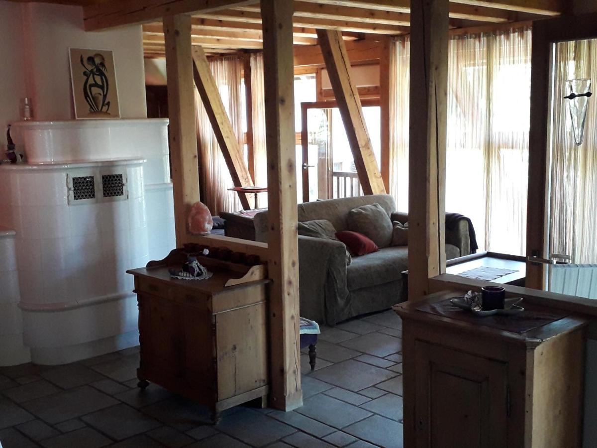 La Maison Rouge أوستا المظهر الخارجي الصورة